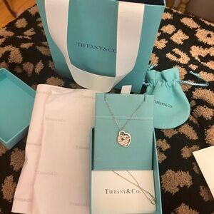 Nwt small return to Tiffany heart tag necklace 16”